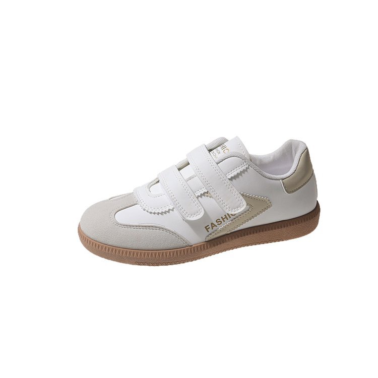 Womens Momentum White  |  Sneakers Shoes Sneakers